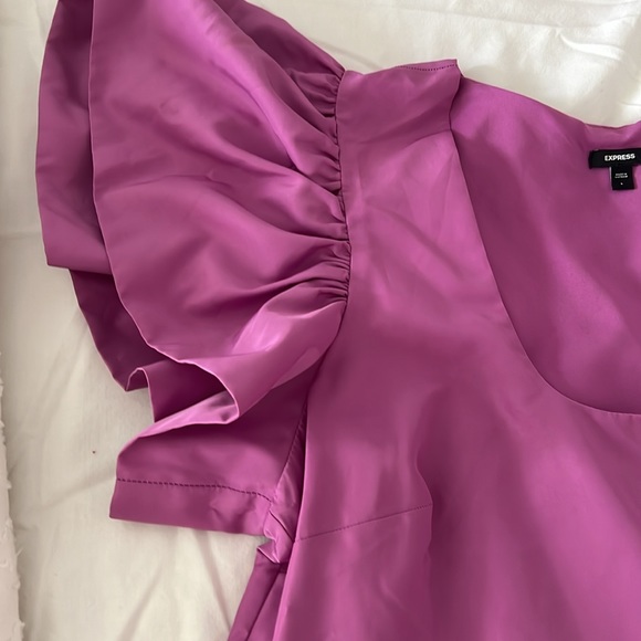 Express - Picture 3 of 3